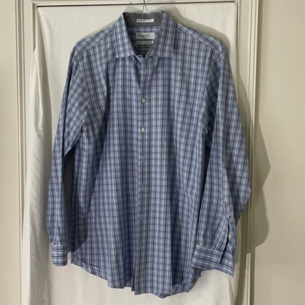 Mens Calibrate button down dress shirt.
